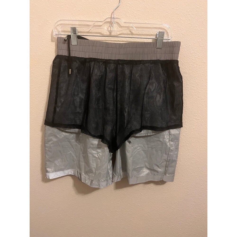 Men Swim Trunks - Picture 4 of 4